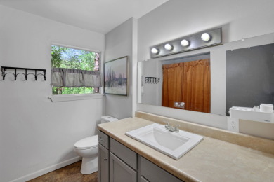 4 bed 2 bath Home on 2 lots in Cape Royale - photo 22