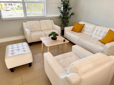 Spacious and fully equipped 4-bedroom, 4-bathroom one-story home - photo 15