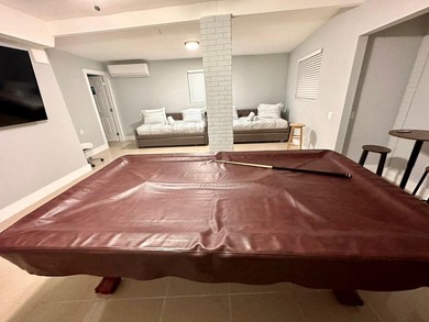 Spacious and fully equipped 4-bedroom, 4-bathroom one-story home - photo 17