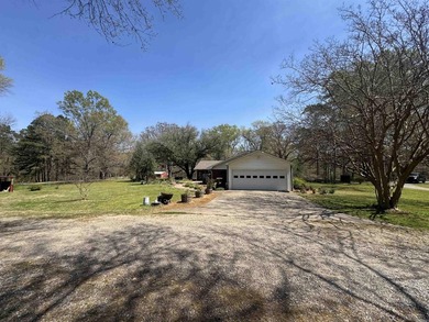 Discover the perfect blend of comfort, space, and country charm - photo 27