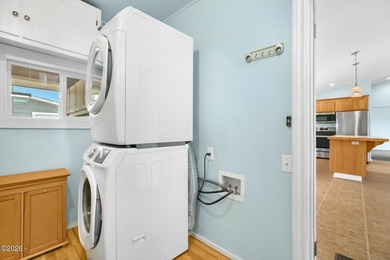 Coastal Living at Its Best in Bayshore! Discover the relaxed - photo 28