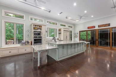 Set along the shores of Lake Harding, this one-of-a-kind 7 - photo 30