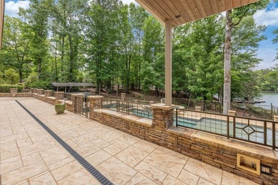 Set along the shores of Lake Harding, this one-of-a-kind 7 - photo 37