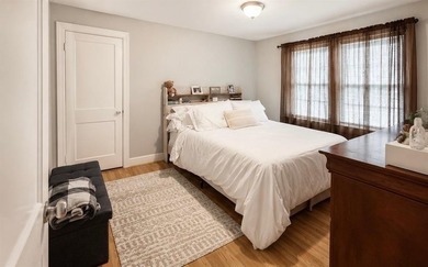 Welcome offers a comfortable layout with plenty of space to - photo 9