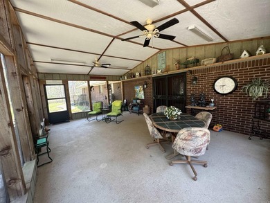 Discover the perfect blend of comfort, space, and country charm - photo 43