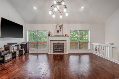 ROOM FOR EVERYONE! Large home in The Country Club of Arkansas - photo 6