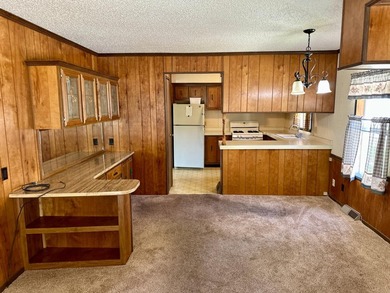 Welcome to this move in ready condo in the desirable Clear Lake - photo 9