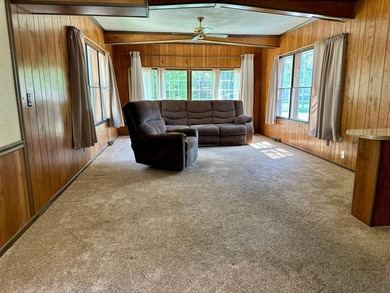 Welcome to this move in ready condo in the desirable Clear Lake - photo 10