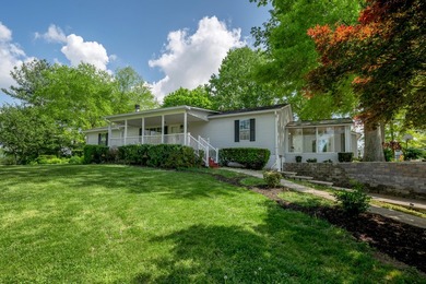 **Click on the Virtual Tour section to see the video walk - photo 1