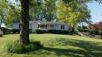 **Click on the Virtual Tour section to see the video walk - photo 2