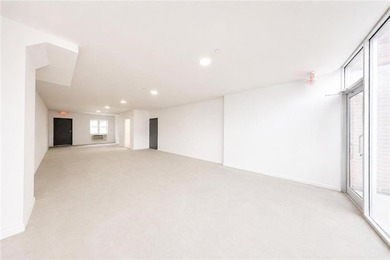 Newly built 3-family house with 1 store. Building size: 20.4 * - photo 13