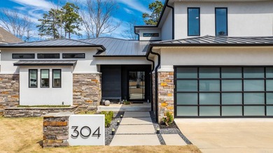 Experience luxury living at its finest in this stunning - photo 3