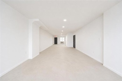Newly built 3-family house with 1 store. Building size: 20.4 * - photo 18