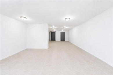 Newly built 3-family house with 1 store. Building size: 20.4 * - photo 19