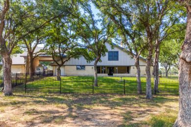 Lake Bridgeport Home For Sale in Runaway Bay Texas