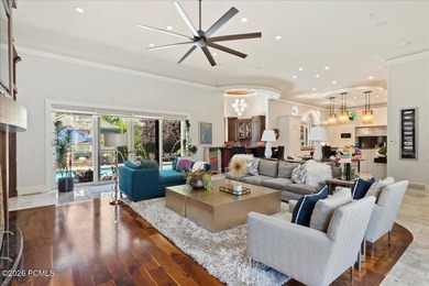 Tucked away on a private, tree-lined lane in Holladay, this - photo 27