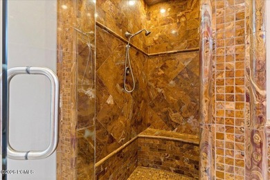 Tucked away on a private, tree-lined lane in Holladay, this - photo 45