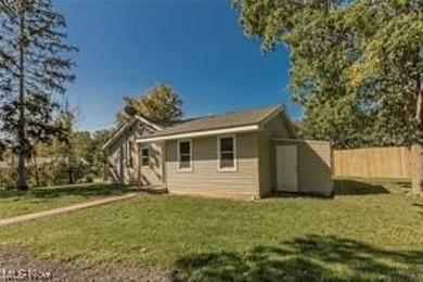 (private lake, pond, creek) Lot For Sale in Newbury Ohio