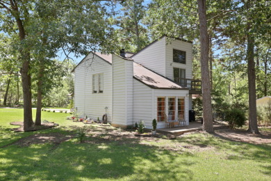 4 bed 2 bath Home on 2 lots in Cape Royale - photo 5