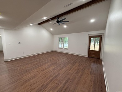 New construction home nestled on a private, wooded lot offering - photo 6