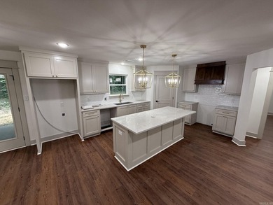 New construction home nestled on a private, wooded lot offering - photo 9