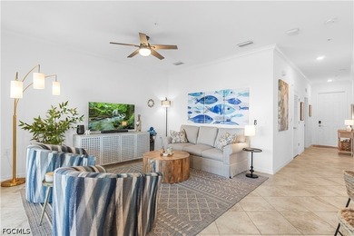 Enjoy penthouse living with breathtaking views overlooking the - photo 5