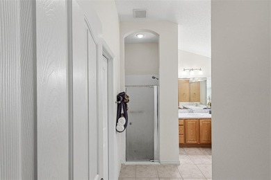 IMPROVED PRICE !! BRAND NEW HVAC INSTALLED !! Bring your OFFER ! - photo 20