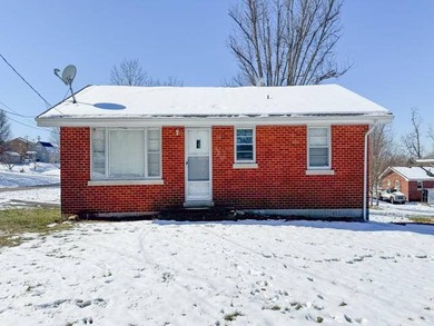 Campbellville City Lake Home For Sale in Campbellsville Kentucky