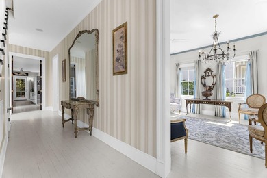 Step inside this sunny, light-filled Charleston masterpiece--a - photo 6