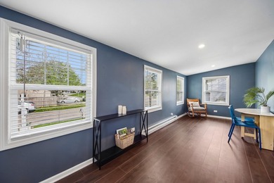 FULLY RENOVATED in 2023, this 3-bedroom home on a corner lot - photo 6