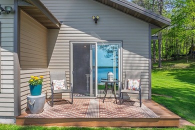 Absolutely immaculate lakeside gem perfectly situated on - photo 6