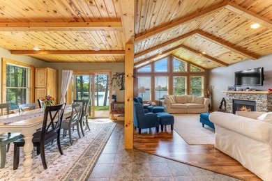 Absolutely immaculate lakeside gem perfectly situated on - photo 9