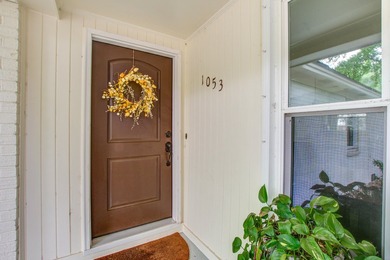 Lovingly updated with a fresh coastal-inspired aesthetic, this - photo 5