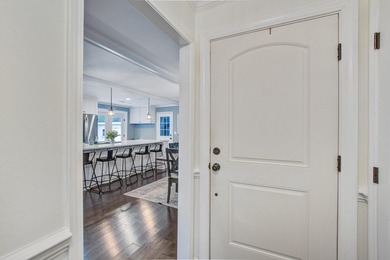 Lovingly updated with a fresh coastal-inspired aesthetic, this - photo 6