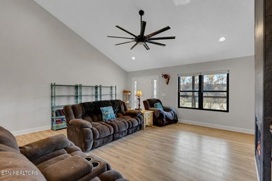 Experience the perfect blend of modern comfort and peaceful East - photo 11