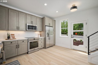 OUR BUILDER AND PREFERRED LENDER IS OFFERING INCENTIVES - photo 11
