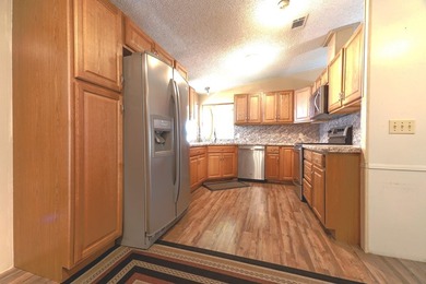 Move in Ready...This 1399 Sq ft home, has been well maintained - photo 13