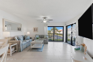 Wake up to ocean air, palm trees, and the rhythm of coastal - photo 4