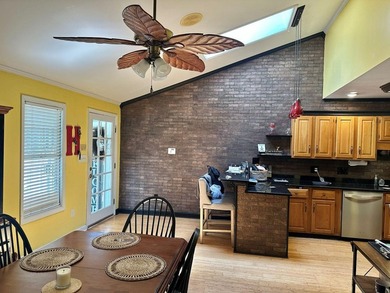 Welcome to your own private retreat in the heart of Longs and 6 - photo 6
