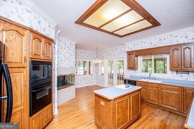 Welcome to this beautifully maintained four-sided brick ranch - photo 16