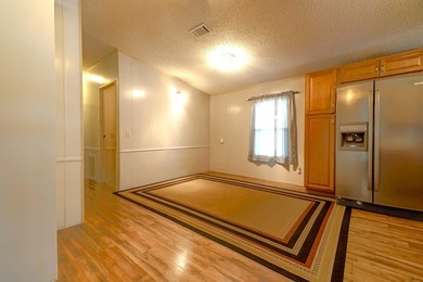 Move in Ready...This 1399 Sq ft home, has been well maintained - photo 18