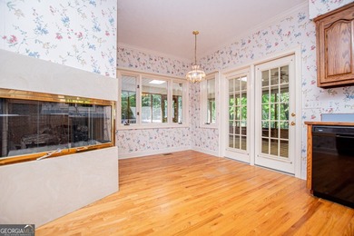 Welcome to this beautifully maintained four-sided brick ranch - photo 22