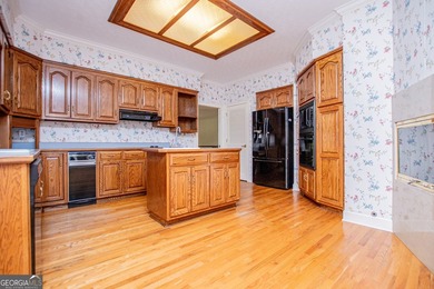 Welcome to this beautifully maintained four-sided brick ranch - photo 25