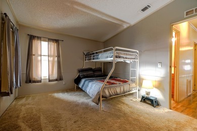 Move in Ready...This 1399 Sq ft home, has been well maintained - photo 27