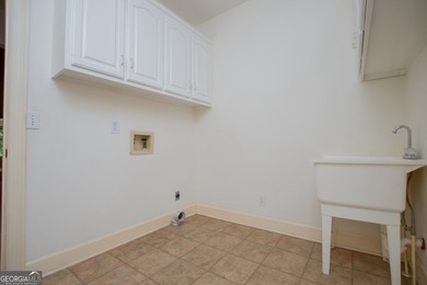 Welcome to this beautifully maintained four-sided brick ranch - photo 50