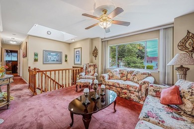 This home has been lovingly cared for by its original owner - photo 5