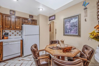 This home has been lovingly cared for by its original owner - photo 10