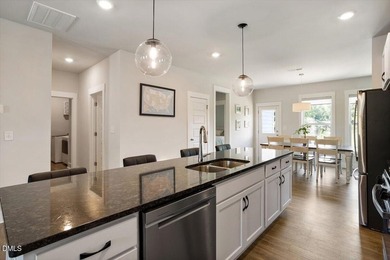 NEW PRICE! Welcome to this beautifully maintained Azalea - photo 13