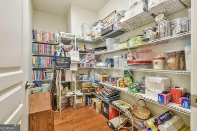 Welcome to this 3-bedroom, 3.5-bathroom home nestled in the - photo 20