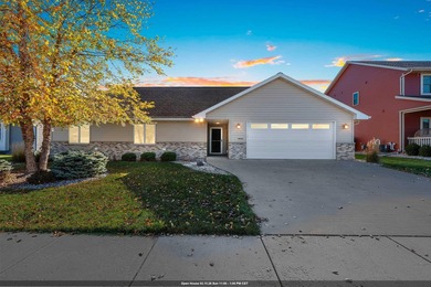 (private lake, pond, creek) Home For Sale in Oshkosh Wisconsin